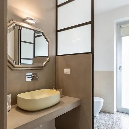 Guesthost - Inner Apartment Lecce