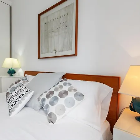 Guesthost - Inner Apartment Lecce