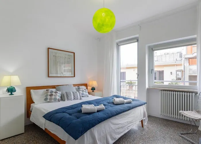 Guesthost - Inner Апартаменты