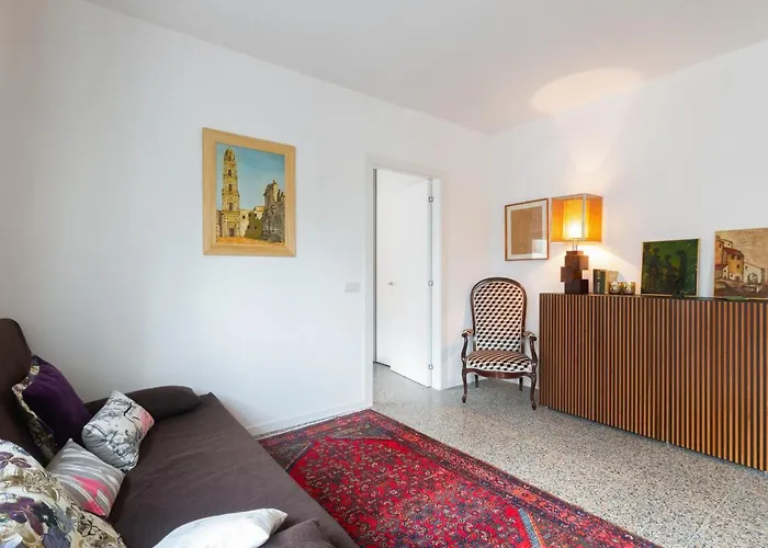 Guesthost - Inner * Лечче