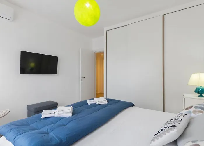 Guesthost - Inner * Лечче